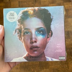 3/$20🦋 
Manic Halsey CD never opened